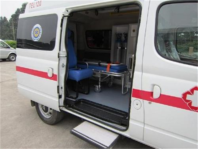 谢家集救护车出租服务案例7